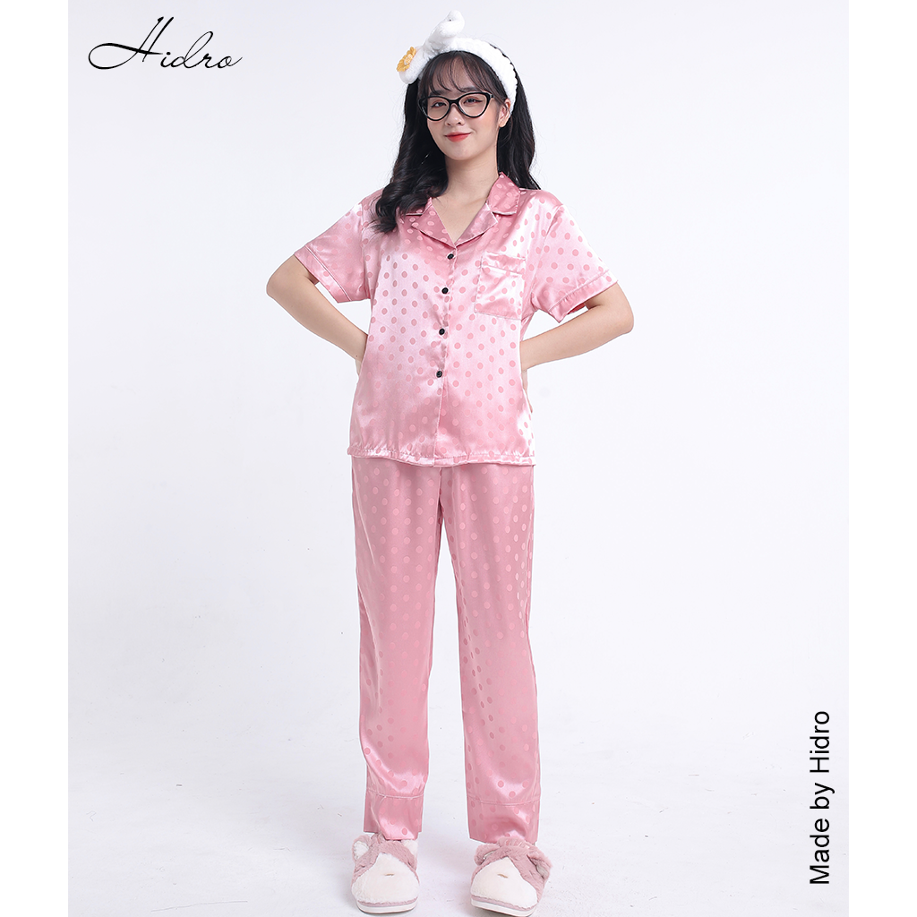 HIDRO Bộ ngủ pijama lụa gấm chấm bi tay cộc quần dài