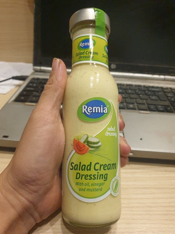 Sốt trộn Salad Cream Dressing nhãn hiệu Remia 250ml-254g/chai nhập khẩu Hà Lan