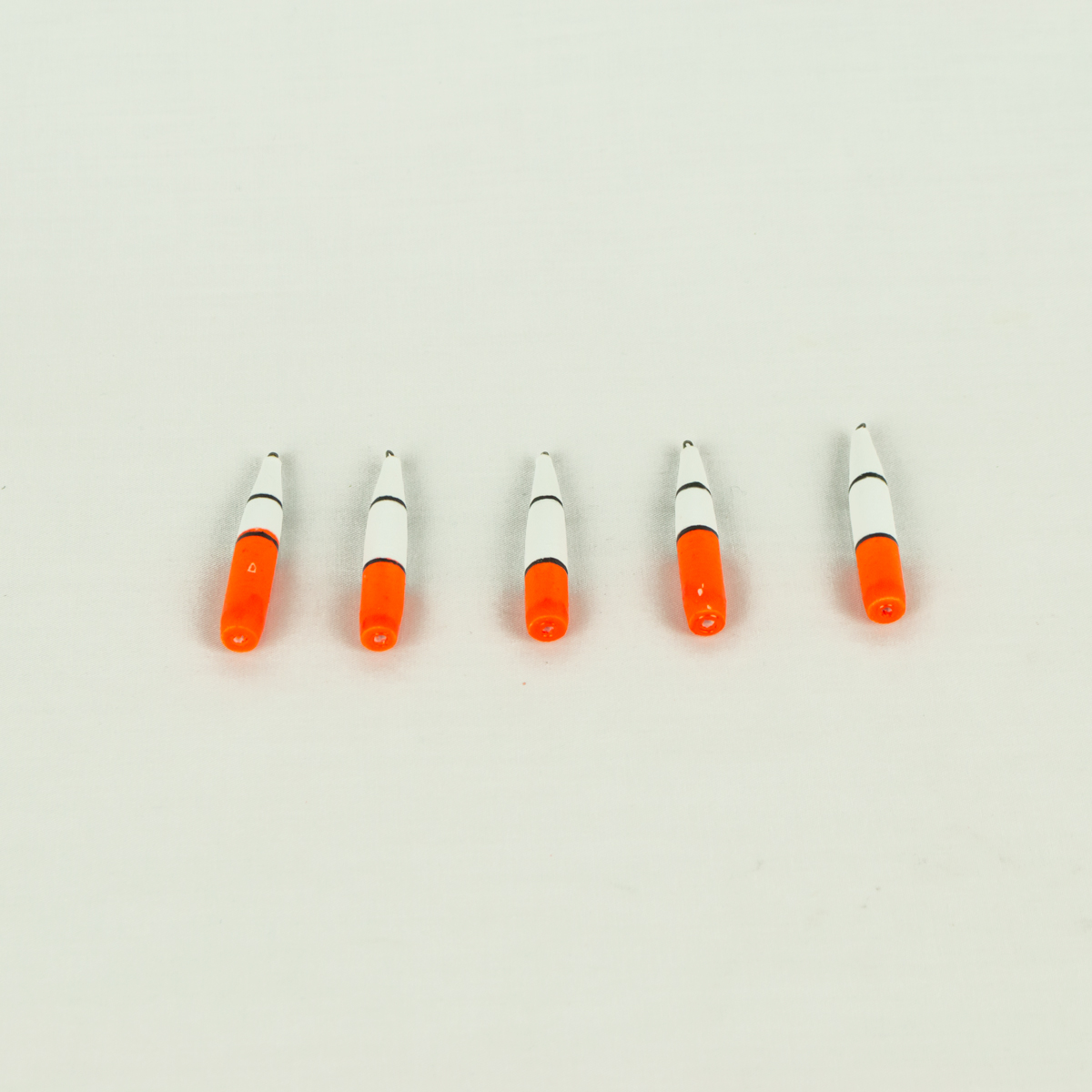 Phao mút câu cá 5cm/ 8.5cm có móc, lỗ gắn phao đèn