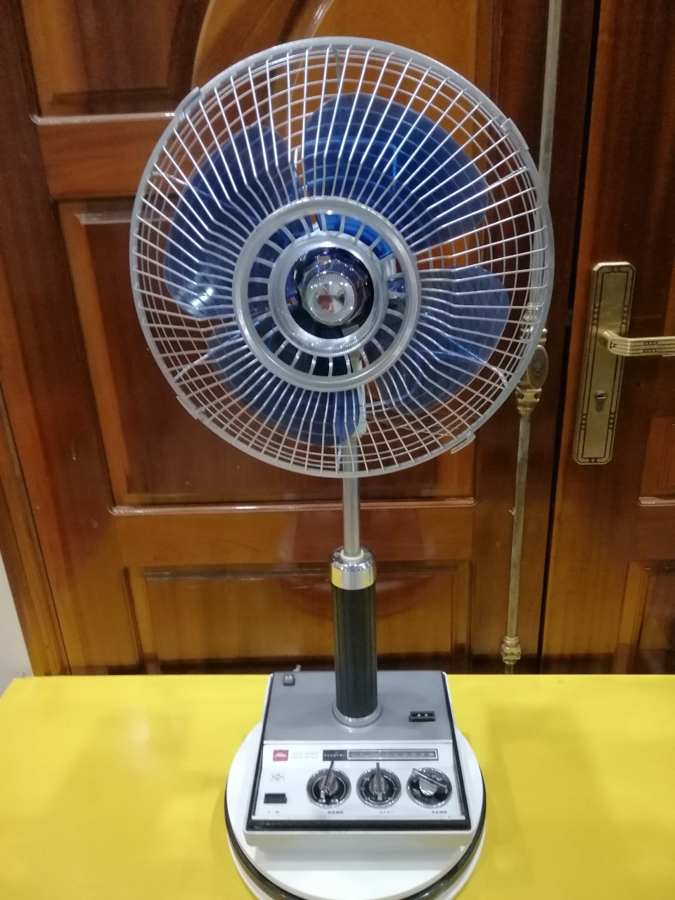 Quạt nội địa Nhật Toshiba SF-30V 3200301 cánh 30cm
