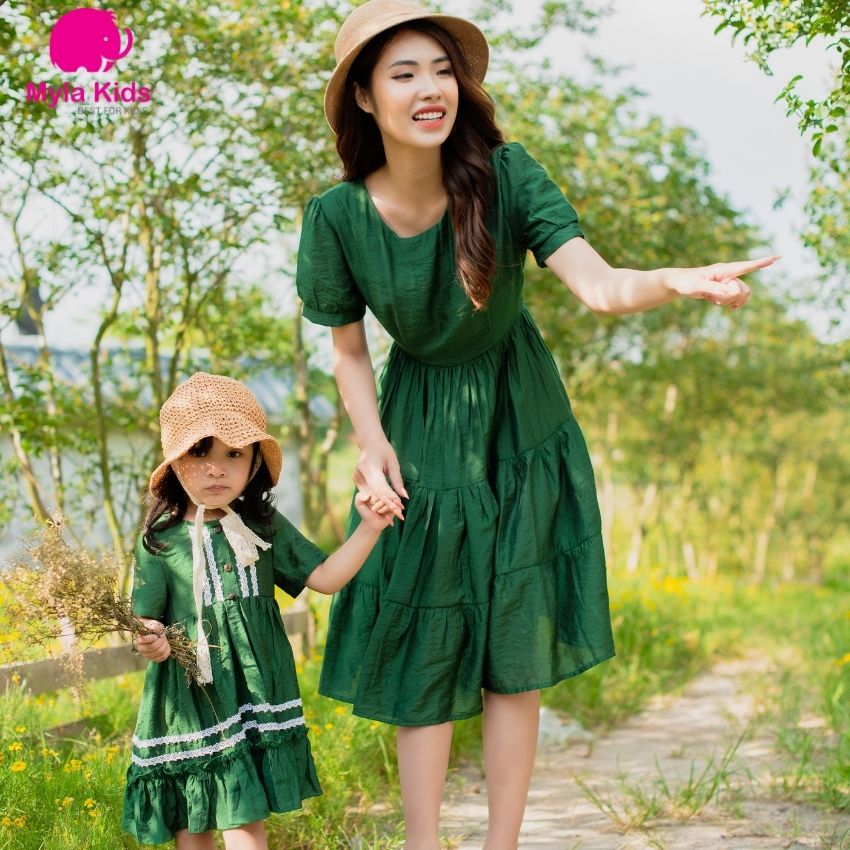 Đầm mẹ bé Sét đồ đôi mẹ và bé đầm đôi mẹ bé - Đầm đôi mẹ bé đi du lịch -Mylakids - Chất liệu lụa tơ mềm không gây kích ứng da cho trẻ nhỏ