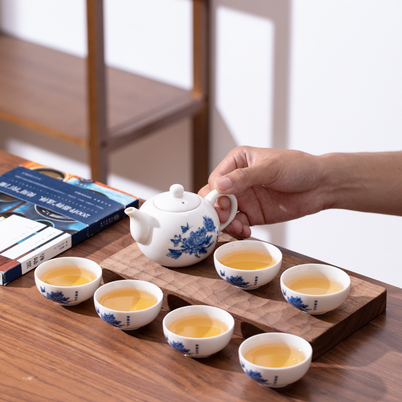 Bộ ấm chén sứ pha trà đạo