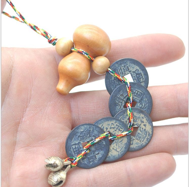Dây đồng xu ngũ đế ngũ sắc kèm hồ lô và chuông