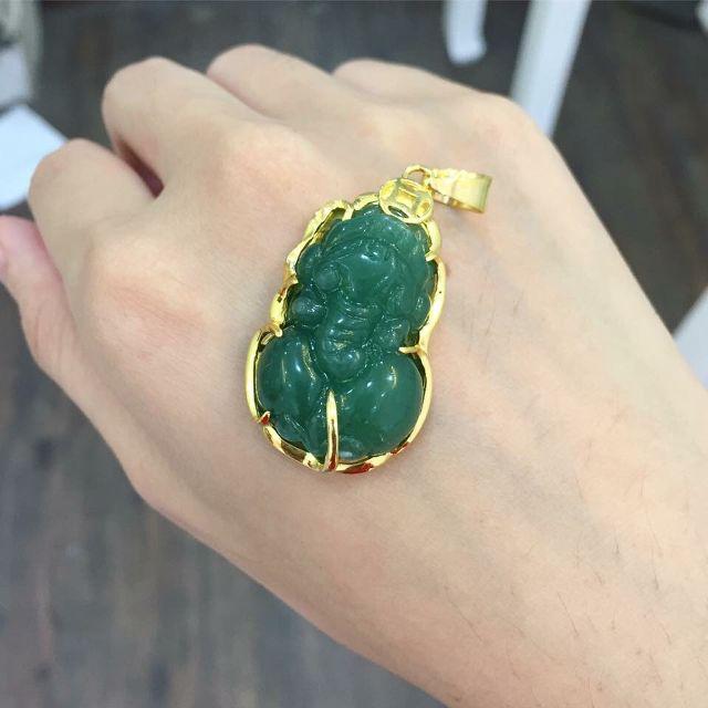 Mặt dây chuyền phong thủy tỳ hưu mang đến cho người đeo may mắn , tài lộc ( màu xanh ngọc ) chocar nam và nữ