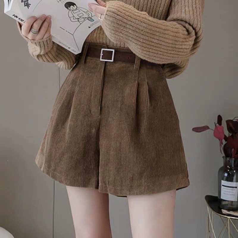 Quần short nhung không kèm đai