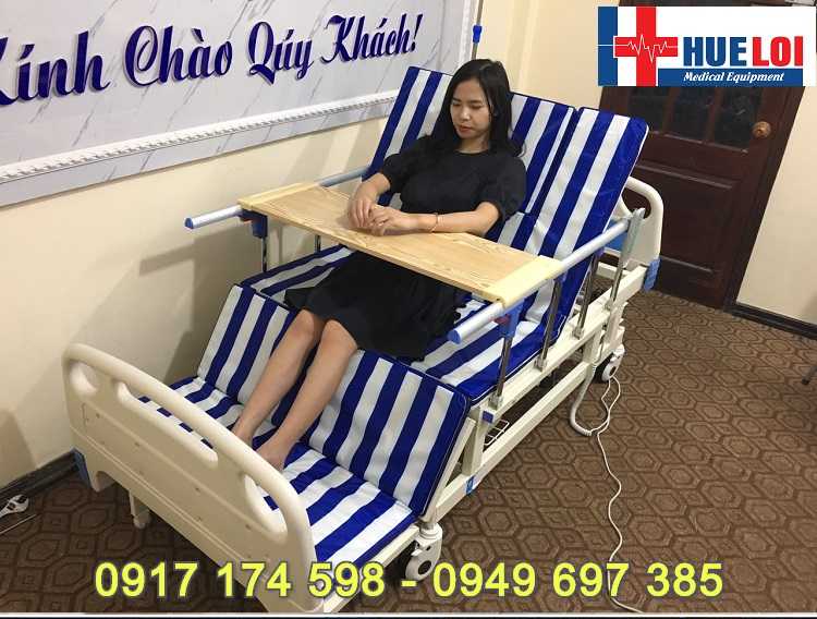 Giường y tế điều khiển điện JYC01 nhập khẩu
