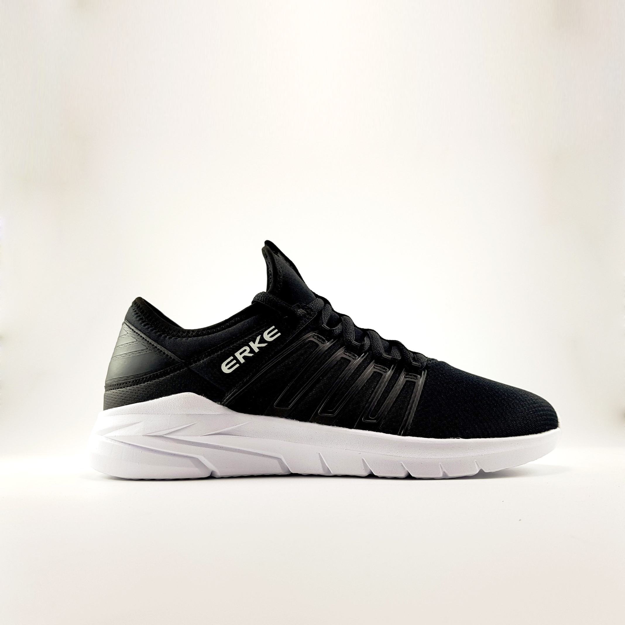 Giày thể thao Sneaker Erke Style 01 Black White