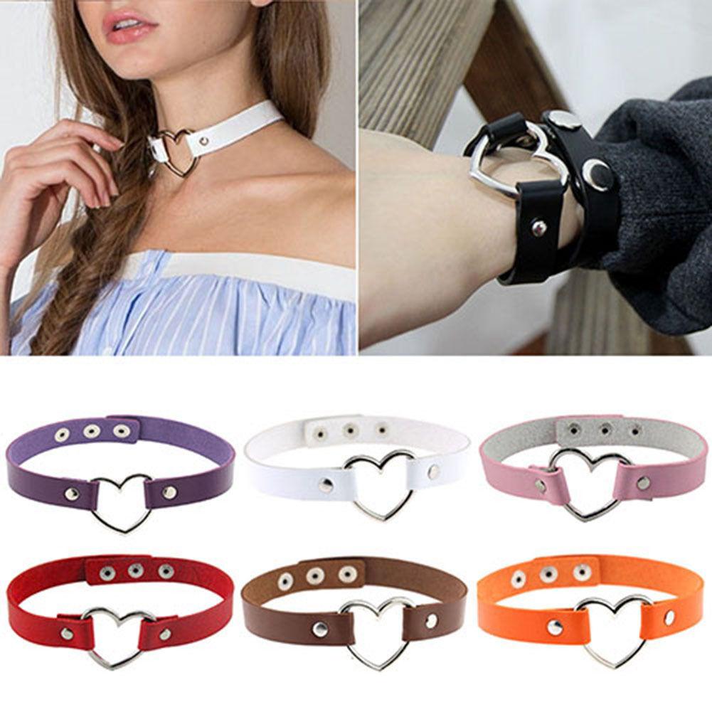 Bộ 2 vòng cổ choker khuôn trái tim dây da đen và trắng cho bạn nữ cá tính