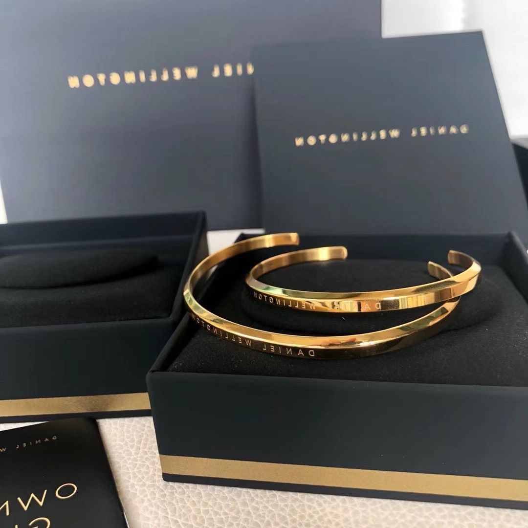 Fullbox 2 Vòng Cuff Titan,vòng tay Thép Không gỉ [Có Hộp Cao Cấp +Bảo Hành 1 Năm]