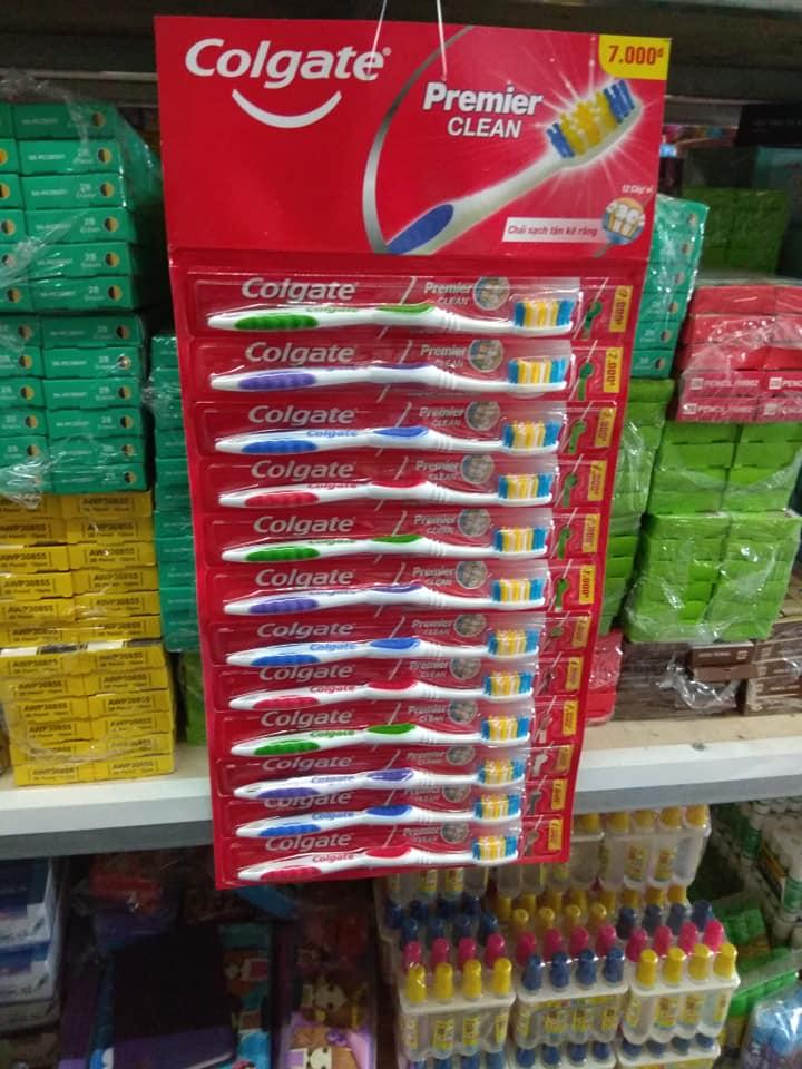 12 bàn chải đánh răng colgate