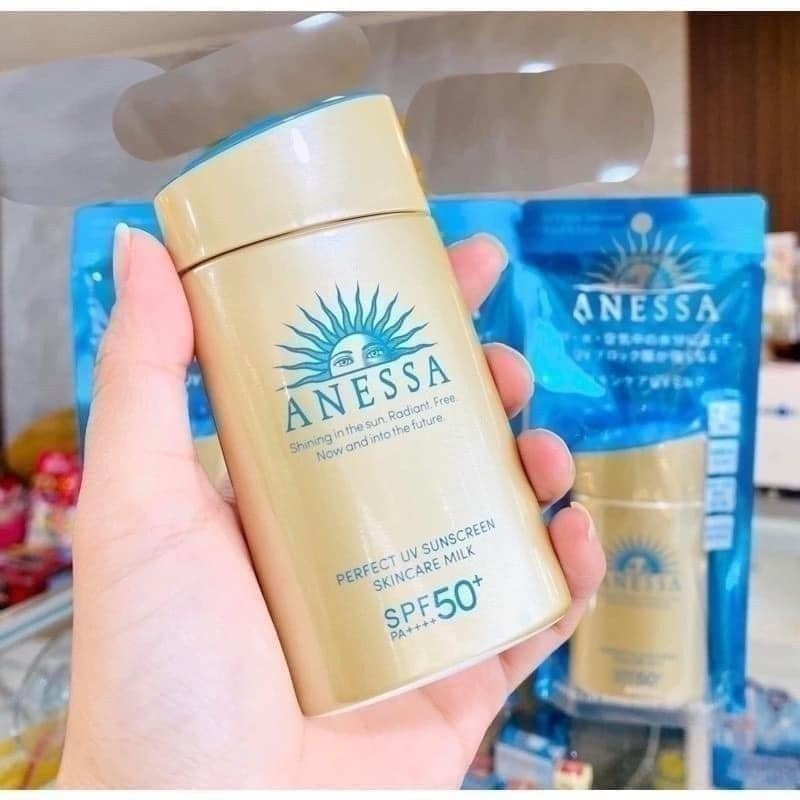 Kem chống nắng Anessa