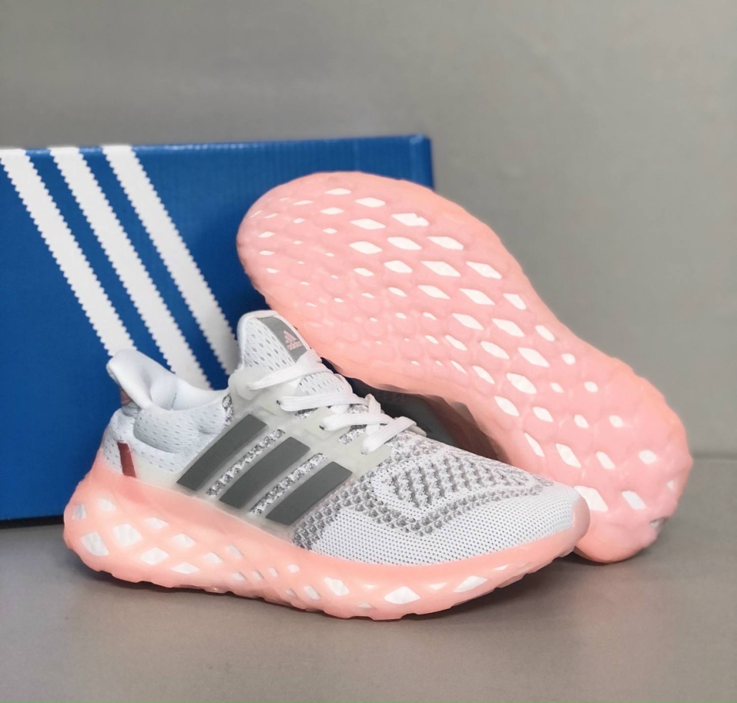 Giày Thể Thao Adidas ultraboost web DNA 12