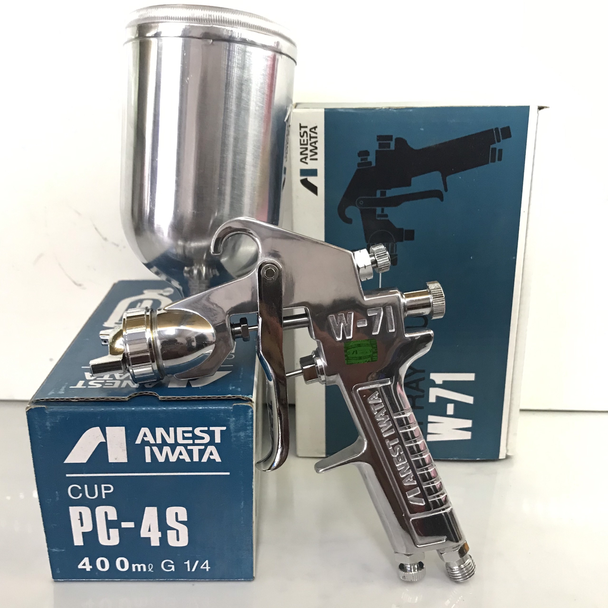 Dụng Cụ Phun Sơn Gỗ P.U W71 Iwata