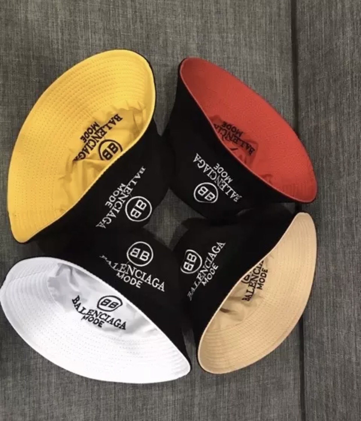 Mũ bucket 2 mặt thêu chữ - mũ vành tròn thời trang