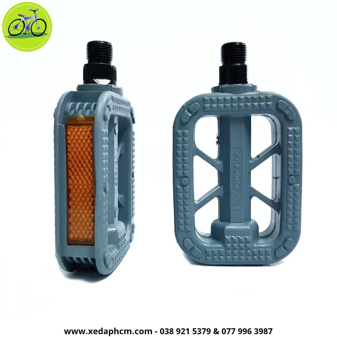 [HCM]Bàn đạp xe đạp pedal nhựa k20