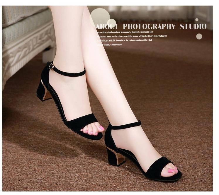Giày sandal quai ngang gót viền vàng cao cấp
