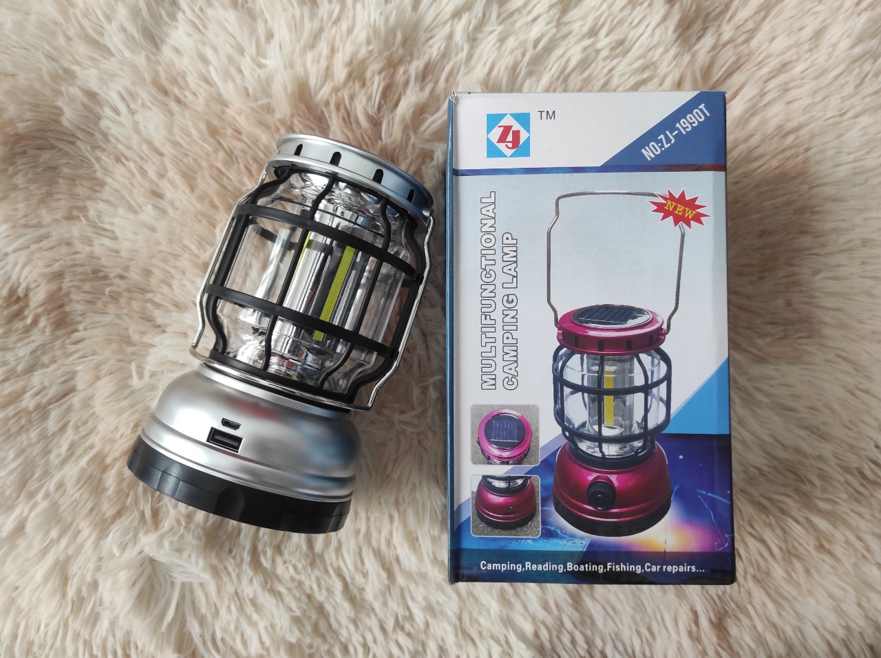 Đèn cắm trại có thể sạc điện thoại, sử dụng năng lượng mặt trời hoặc cổng sạc usb