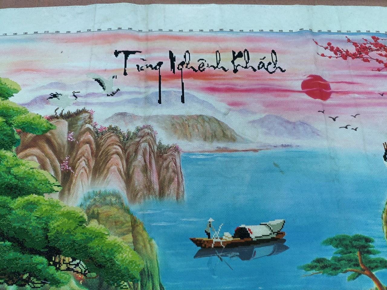 Tranh thêu chữ thập tùng nghênh khách 136x73cm