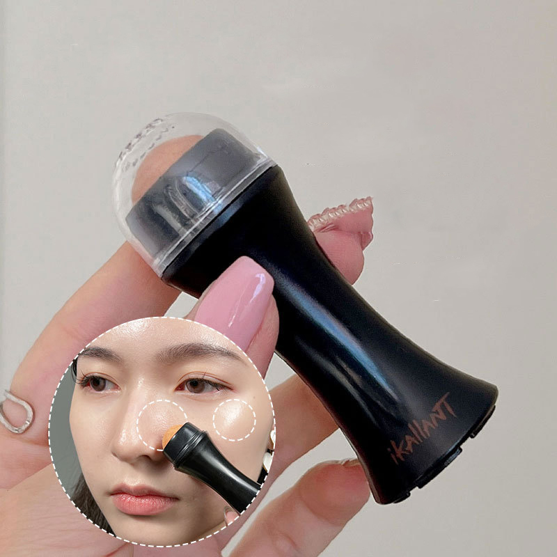 Cây lăn hút dầu làm từ đá núi lửa, thấm hút dầu thừa trên da mặt Oil-Absorbing Volcanic Roller