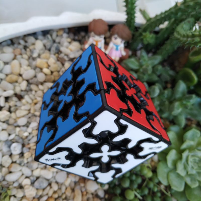 Rubik biến thể Qiyi Gear vuông 3x3 rubik Nha Trang