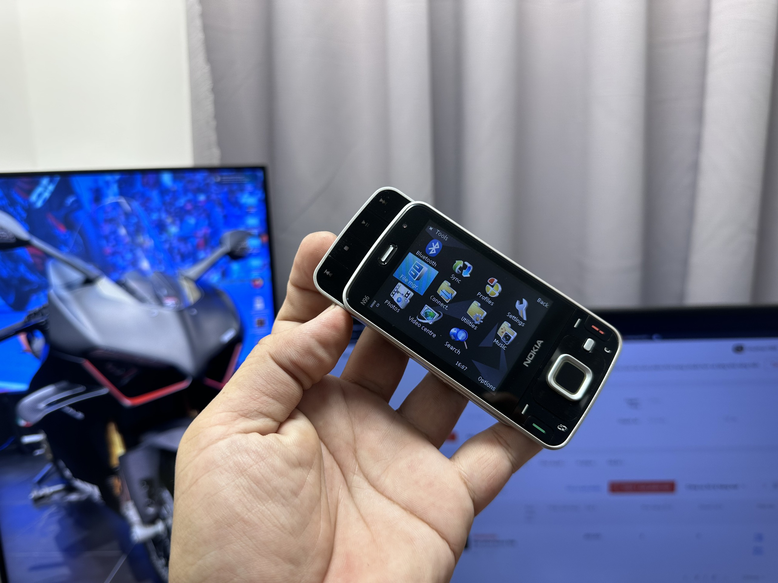 Lk Điện thoại Nokia N96 chính hãng
