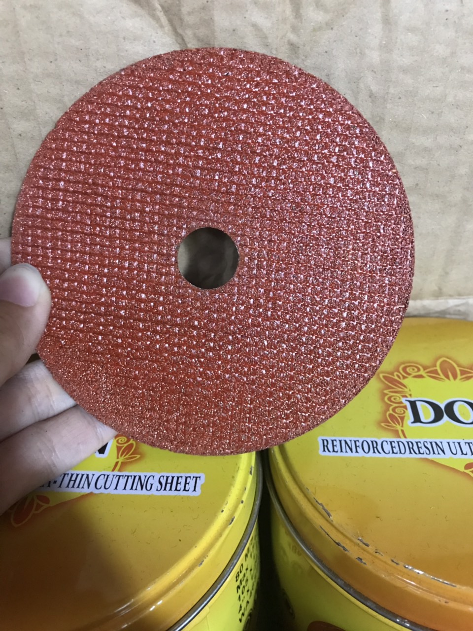 [HCM]đá cắt 1 tất - 1 lon 50 viên đá đỏ  siêu sale mua 1 tặng 1