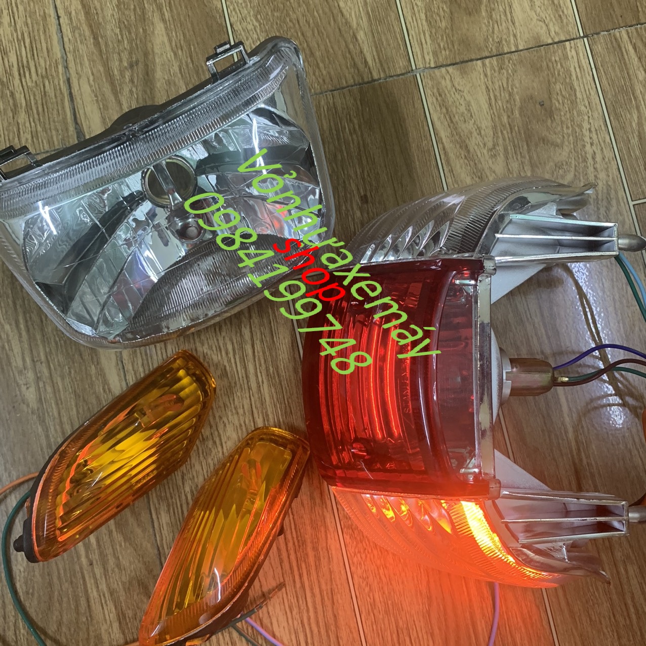Combo bộ pha đèn xin nhan đuôi đèn hậu sau xe wave thái 1 bóng ,wave nhỏ 110 ,wave zx ,wave 110 ddwofi 1997 đến 2006