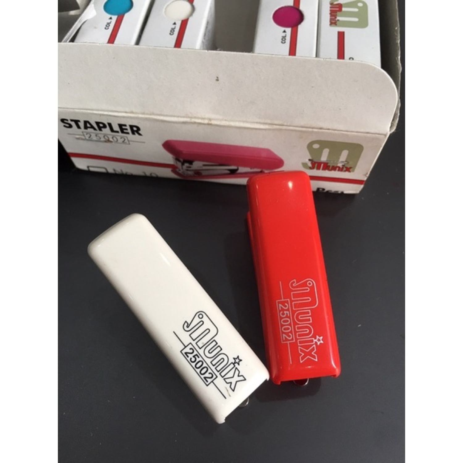 Bấm kim mini munix 25002