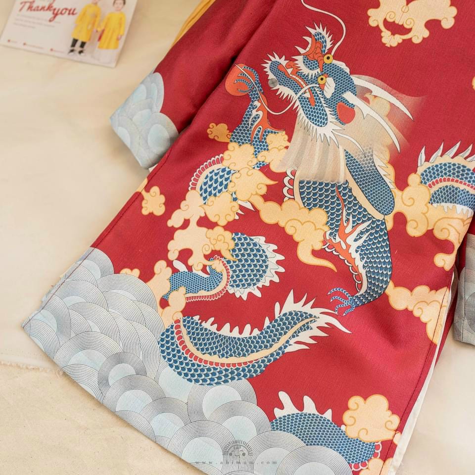 Áo Dài Tết Bé Trai Ivy Set Áo Dài Cách Tân May Sẵn Chất Liệu Lụa 1`Họa Tiết Sinh Động Đáng Yêu BT01
