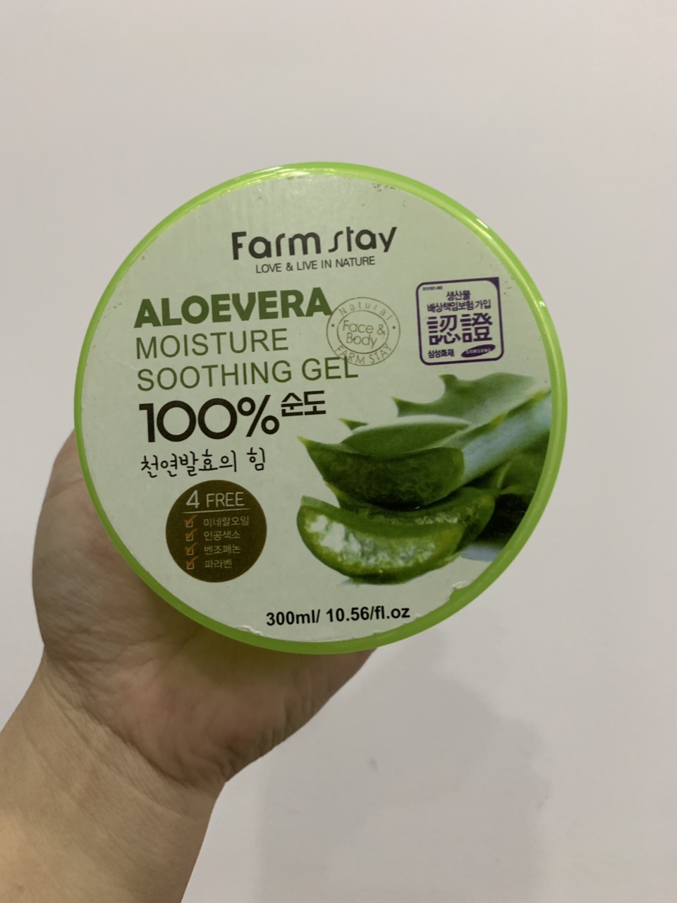 [HCM]Gel dưỡng ẩm Lô Hội Farm Stay 300ml