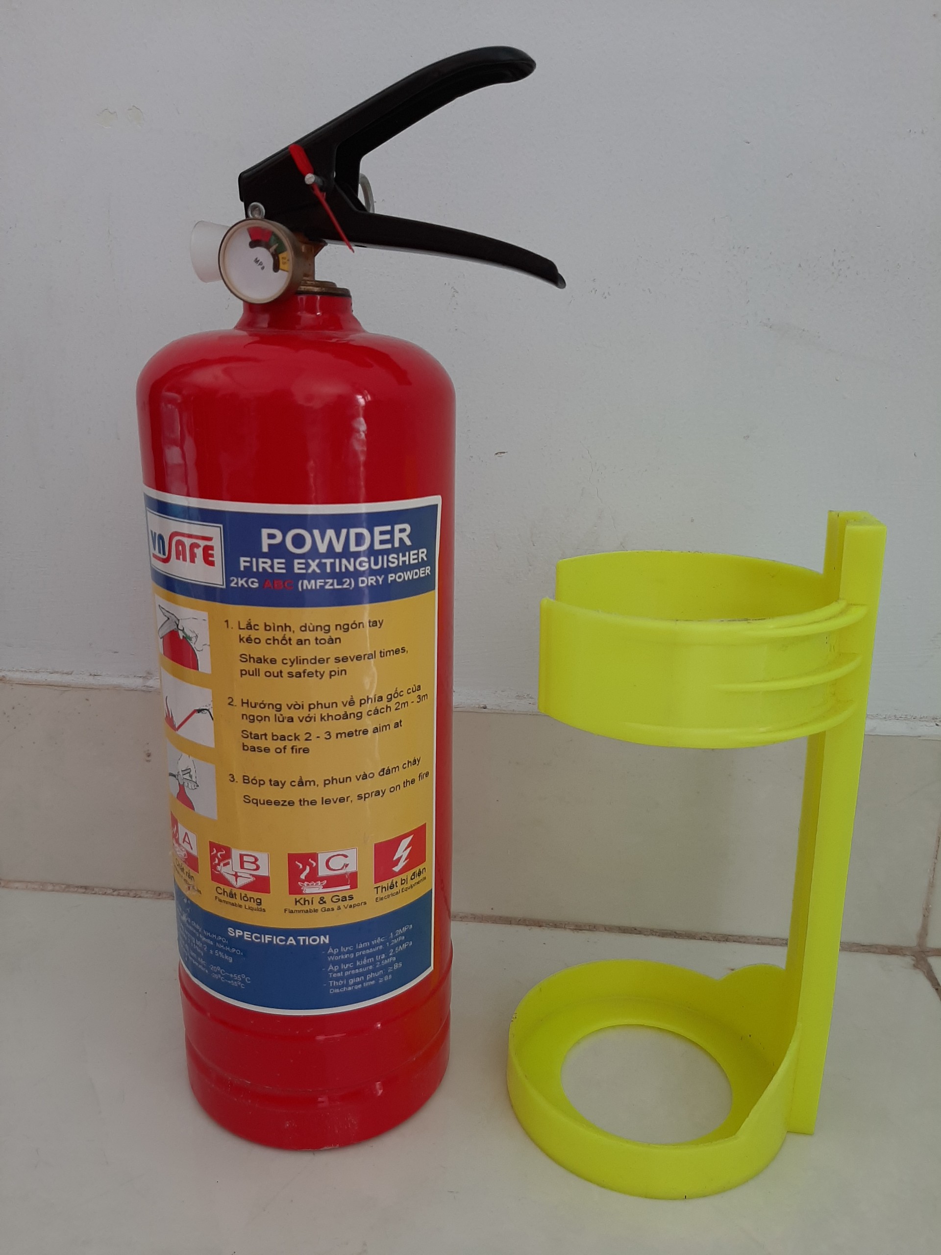 Bình chữa cháy otô và xe tải / bình cứu hỏa bột ABC 2kg MFZL2 ( hình thật 100%)