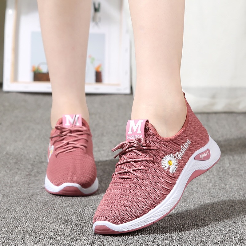 Giày nữ , Giày bata nữ hoa cúc siêu hot siêu nhẹ và êm chân