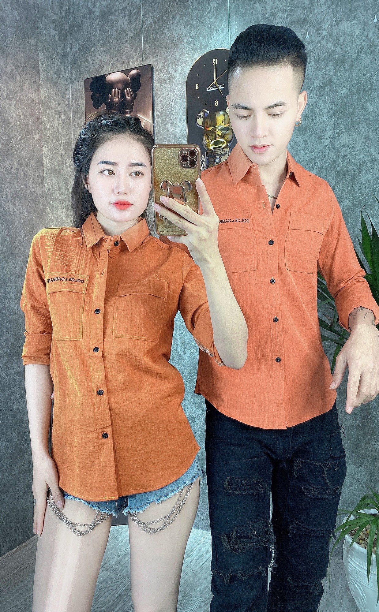 ƯU ĐÃI CUỐI NĂM -ÁO SƠ MI PHÙ HỢP VỚI CẢ NAM LẪN NỮ IN CHỮ ĐEN CỰC NĂNG ĐỘNG CUỐN HÚT ĐI CHƠI DỰ TIỆC HK NERMA