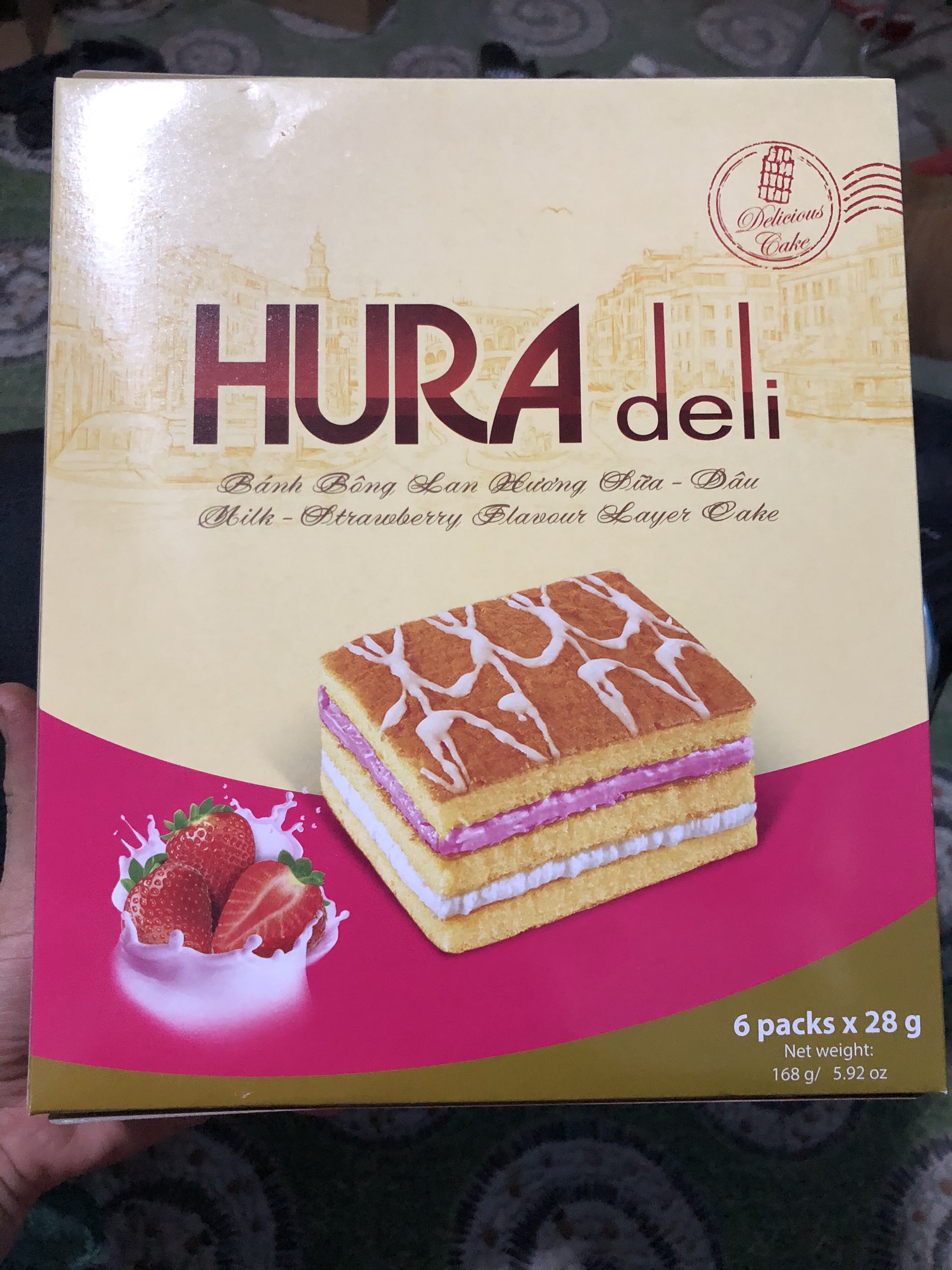 Combo 2 hộp bánh bông lan hura deli 168g/hộp- 6 cái (vị bơ sữa và sữa dâu)