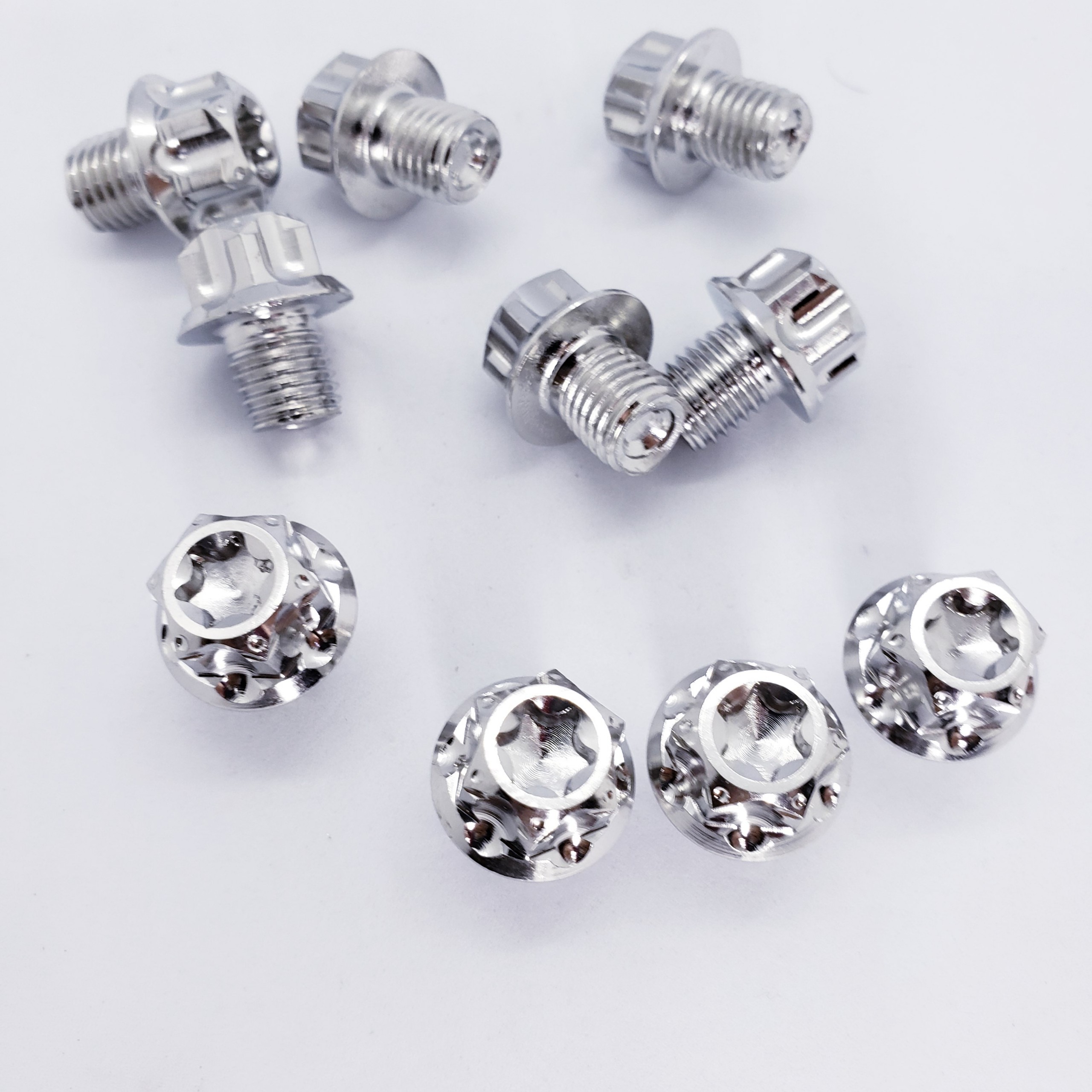 1 Ốc salaya gắn chân gương 10ly1 răng thuận, ốc kính inox 304 gắn dòng xe máy H0NDA, SUZKY