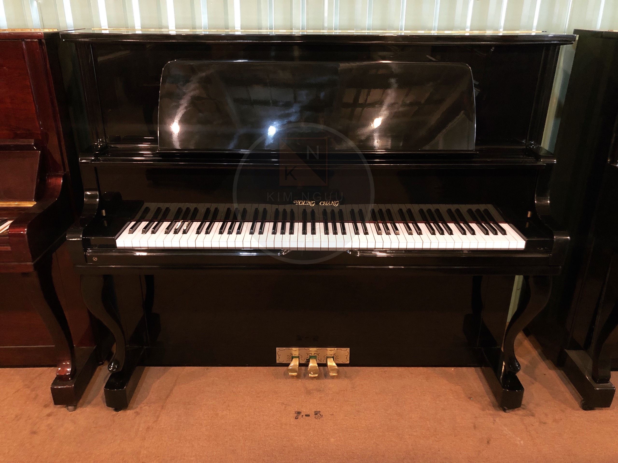 Đàn piano young chang u131