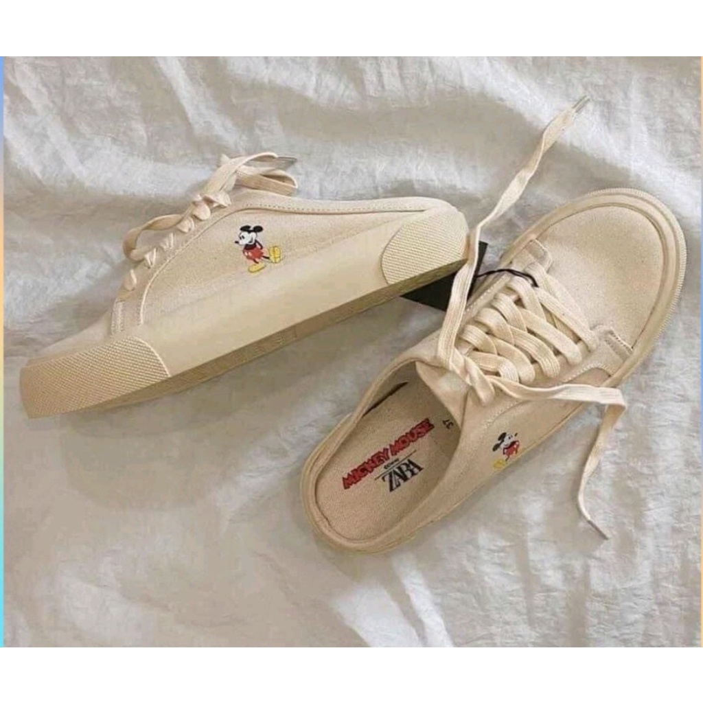 Giày mule zara mickey