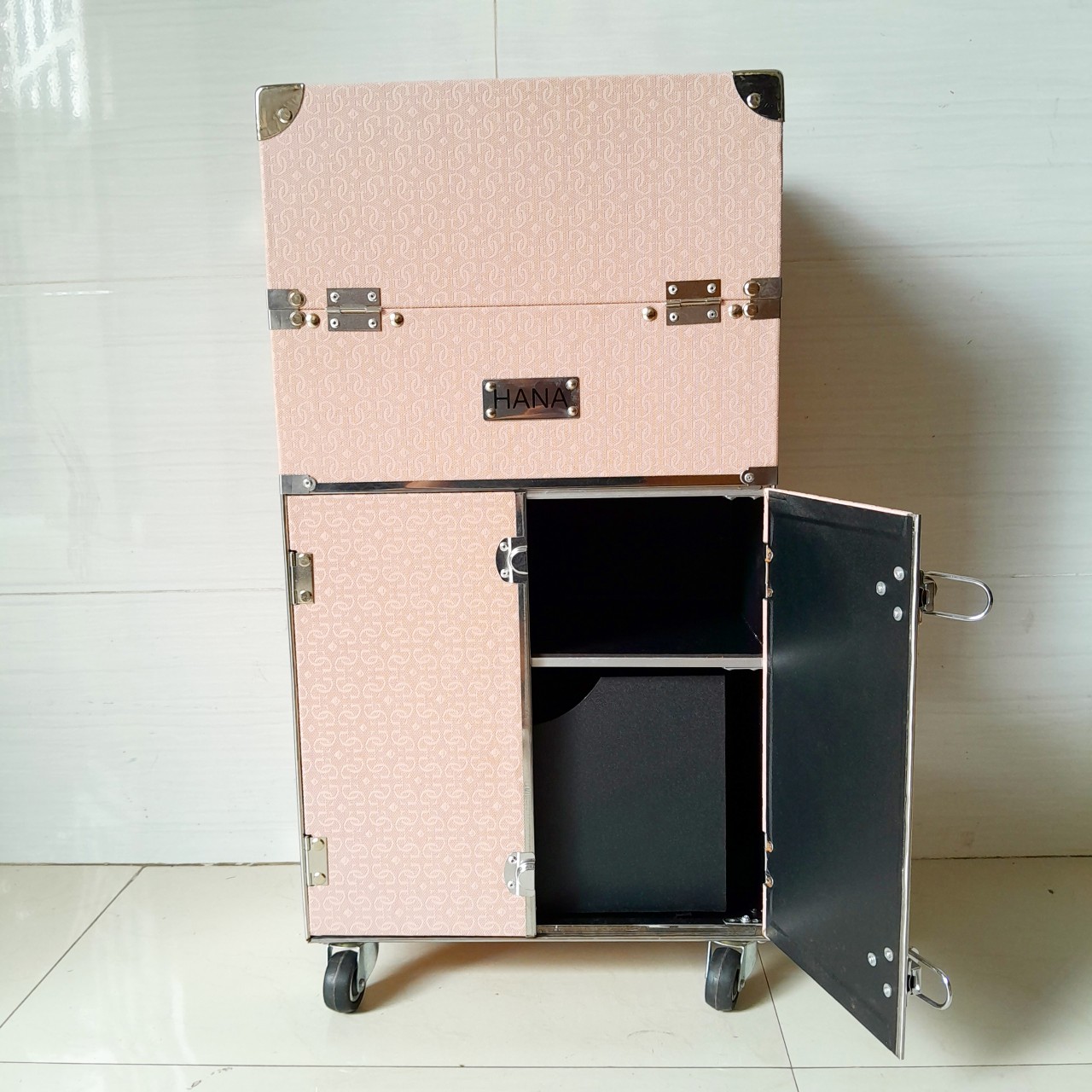 Hàng loại 1 cao cấp - Cốp vali Hana bọc viền inox size 36x22x64 cm