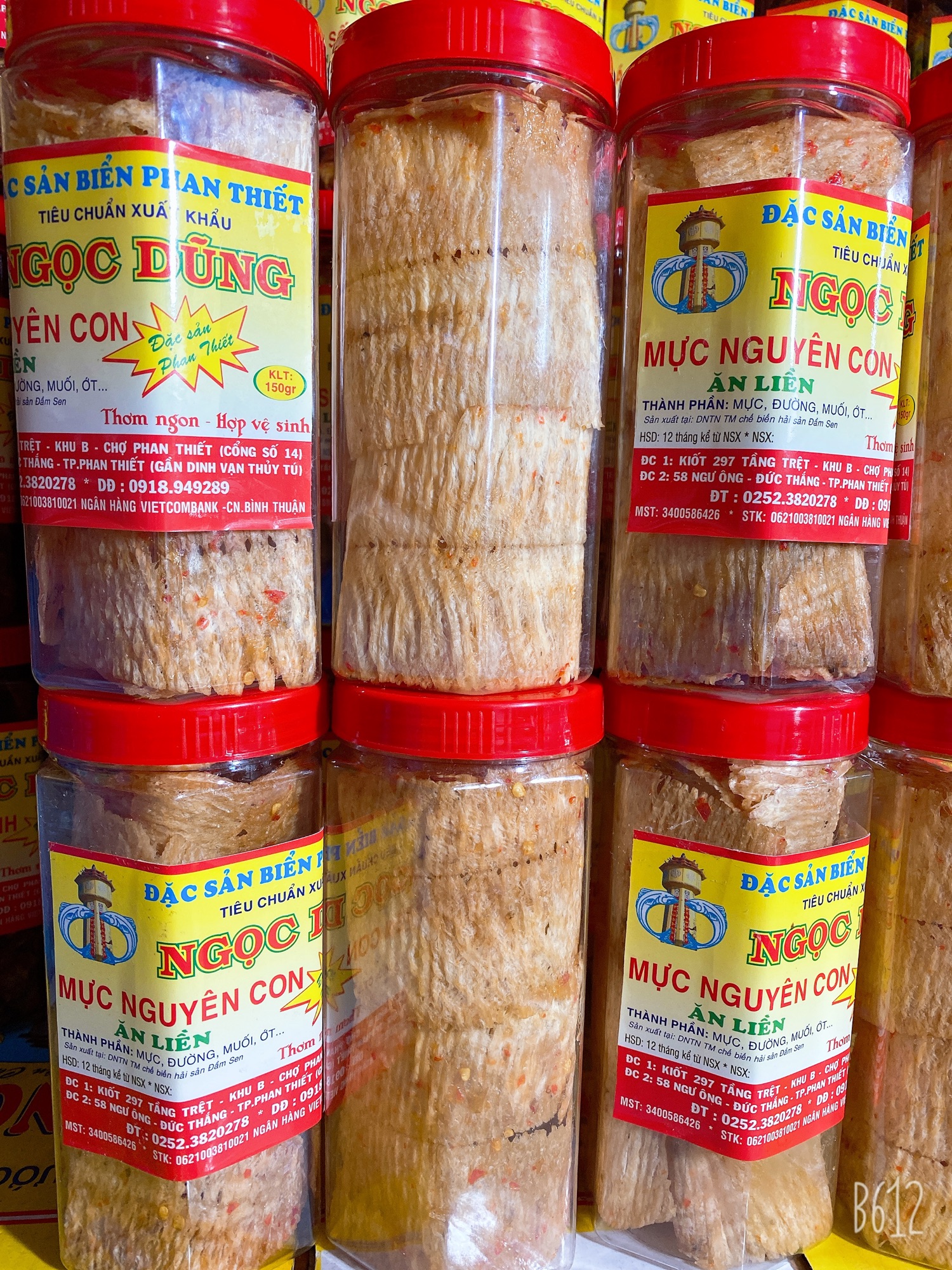 [FREESHIP MAX] Mực Nguyên Con ( ăn liền ) là món ăn ngon cực kỳ ngon của Shop Đặc Sản Biển Phan Thiết NGỌC DŨNG; Hộp 150 gram. HSD 12 tháng kể từ ngày đặt hàng.