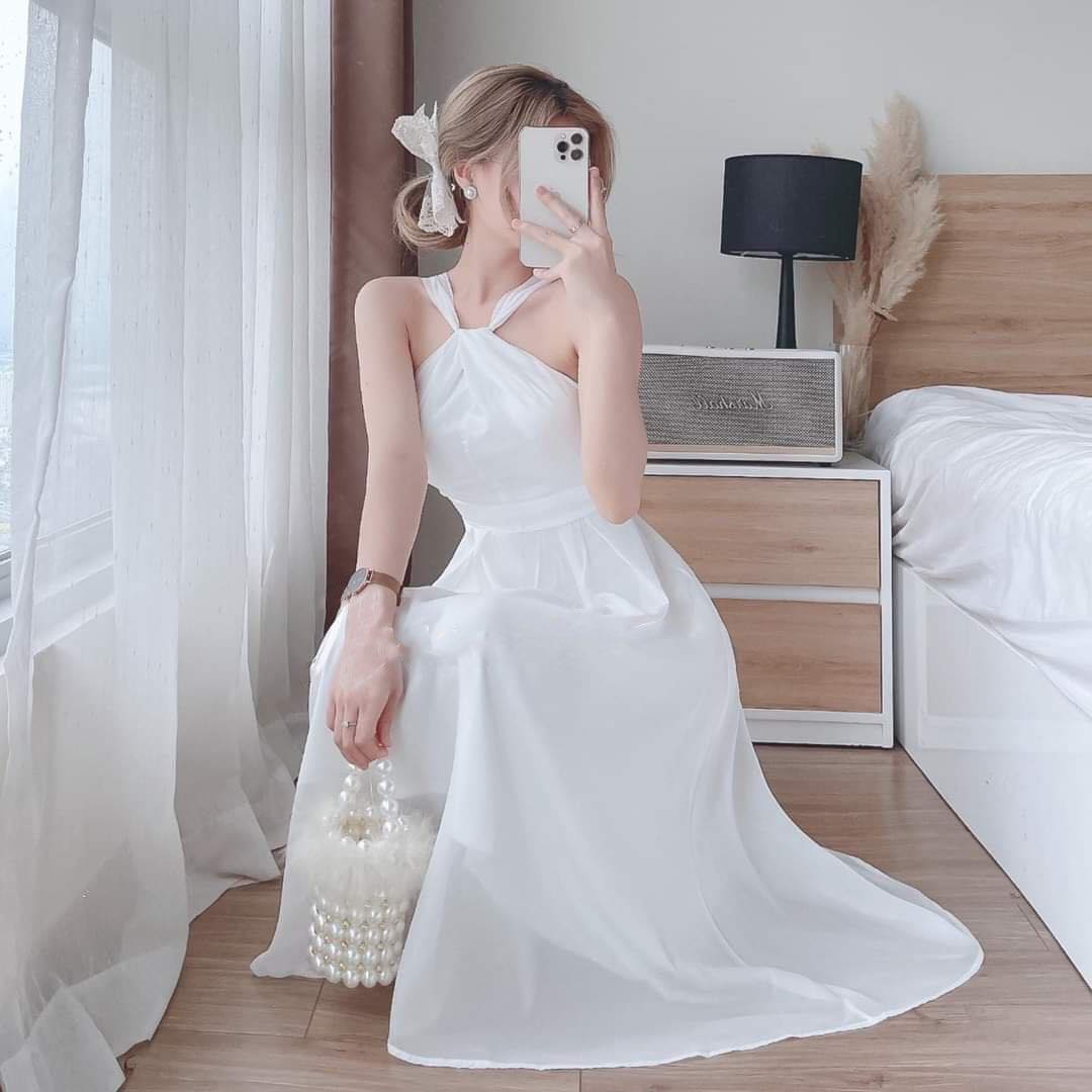 Đầm đi tiệc trắng