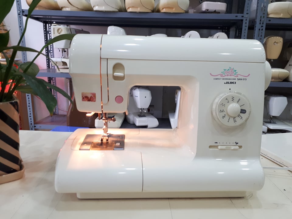 Máy may gia đình Juki nội địa Nhật Bản