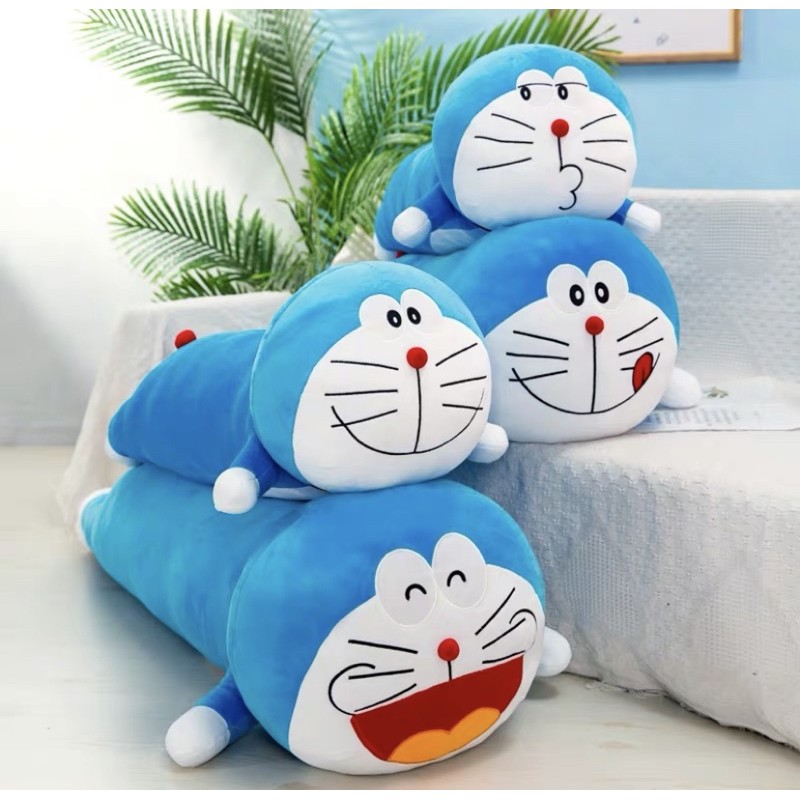 Gấu bông Doraemon nằm kèm chăn