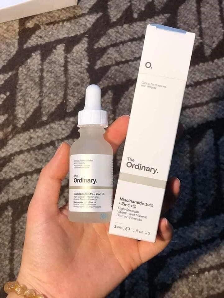 Niacinamide 10% + Zinc 1% tinh chất hỗ trợ giảm mụn và giảm thâm