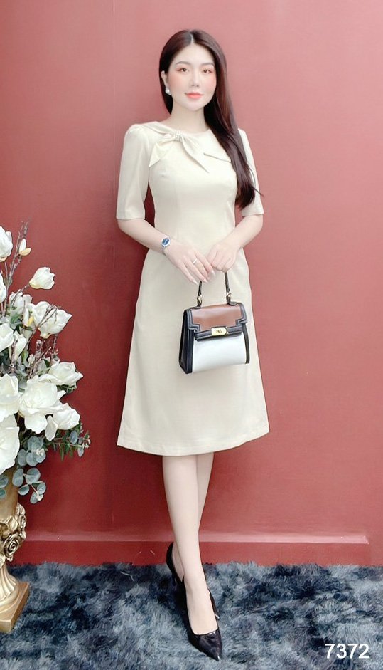 Đầm emy em7372 suông tay lỡ bố gân