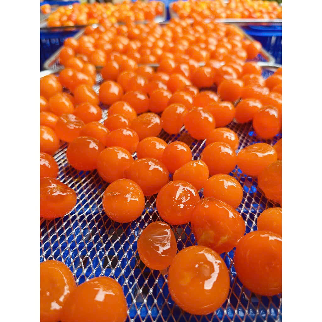 Lòng đỏ trứng muối - bịch 50 quả (1 quả 20g) giao HCM