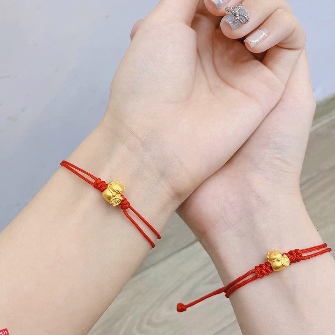Vòng tay mèo vàng 24k tết dây chỉ đỏ may mắn