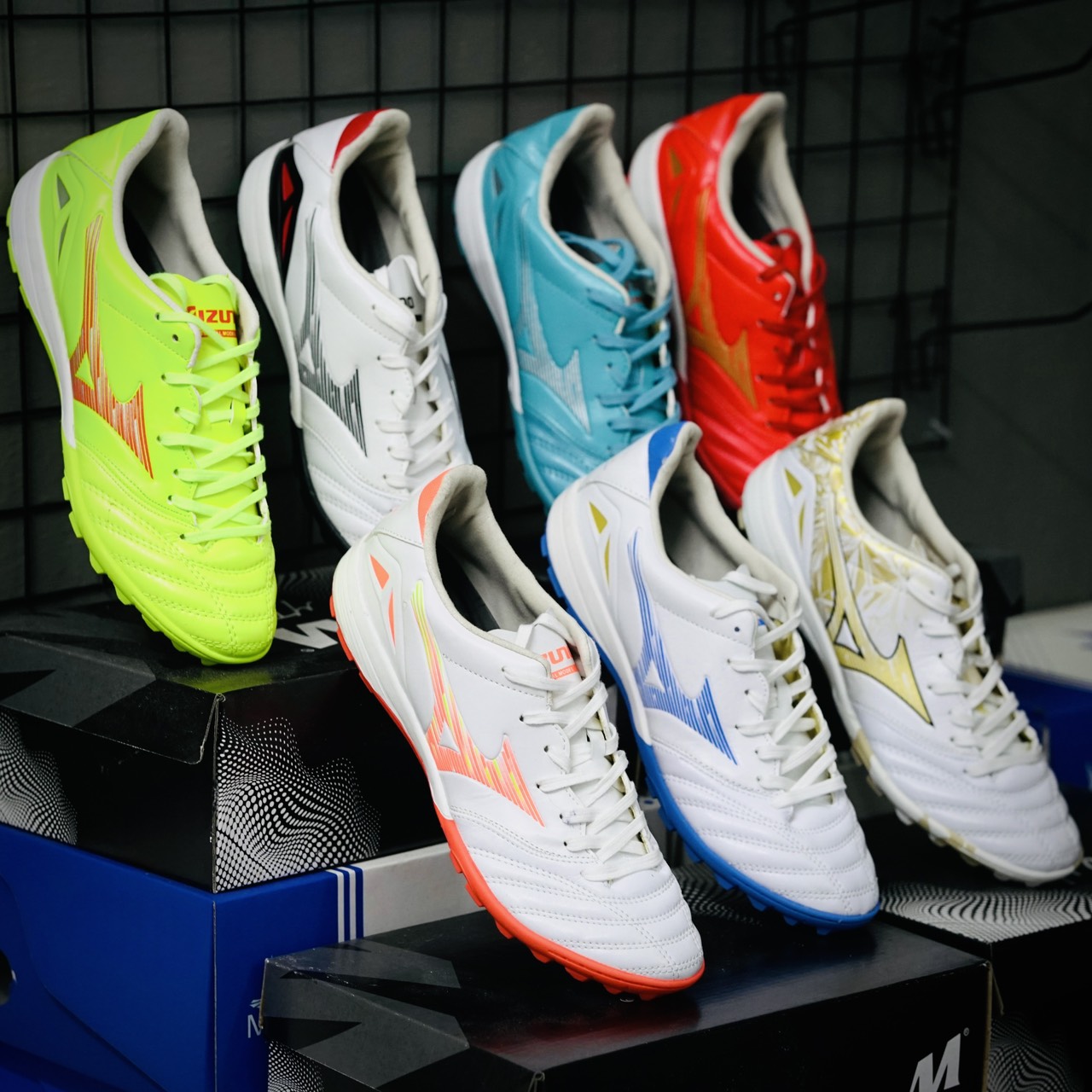  Giày đá bóng nam Mizuno Morelia Neo 4 giày đá banh cỏ nhân tạo đã khâu đế - 2EVSHOP 
