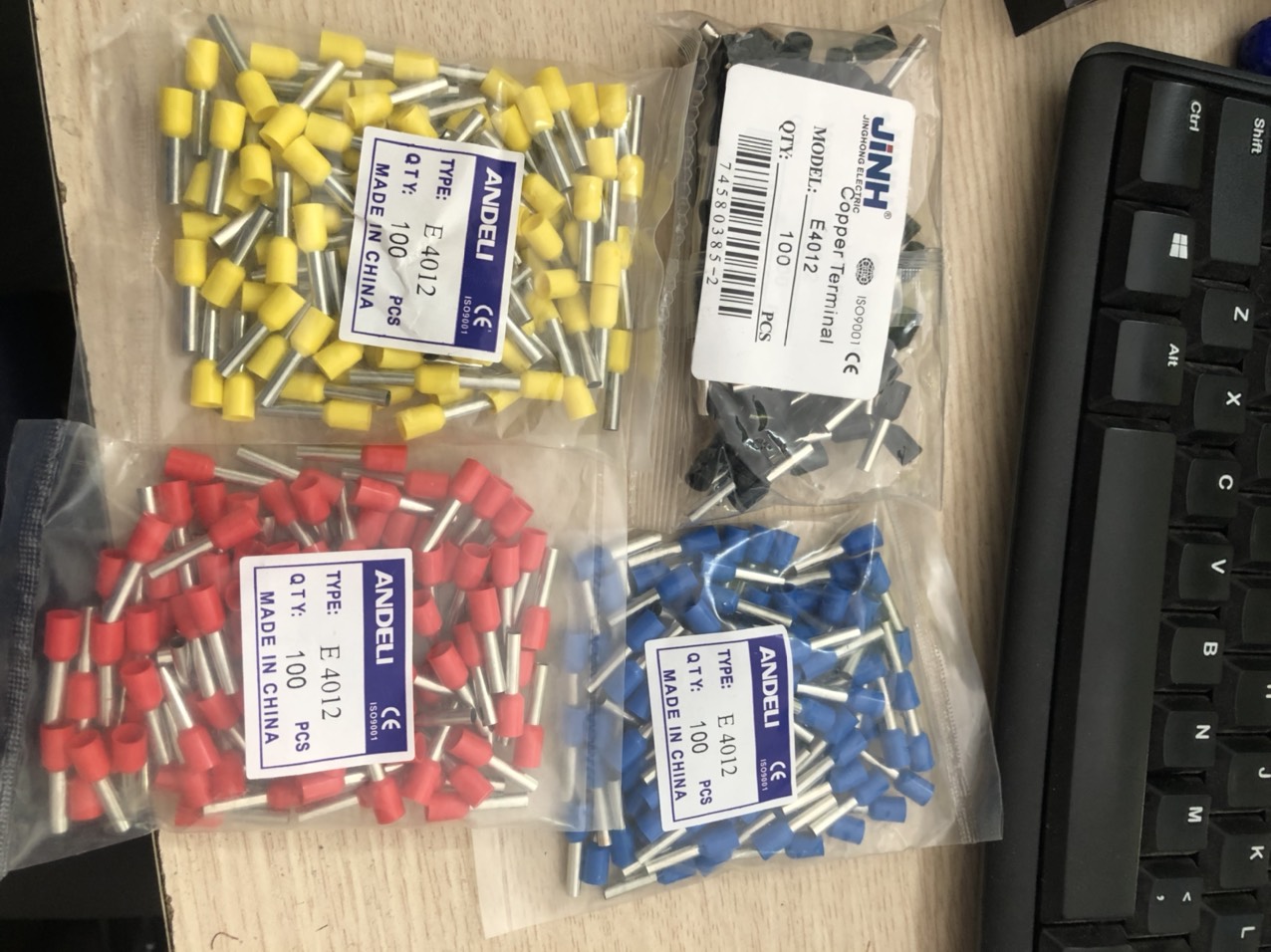 Đầu cốt pin rỗng e4012
