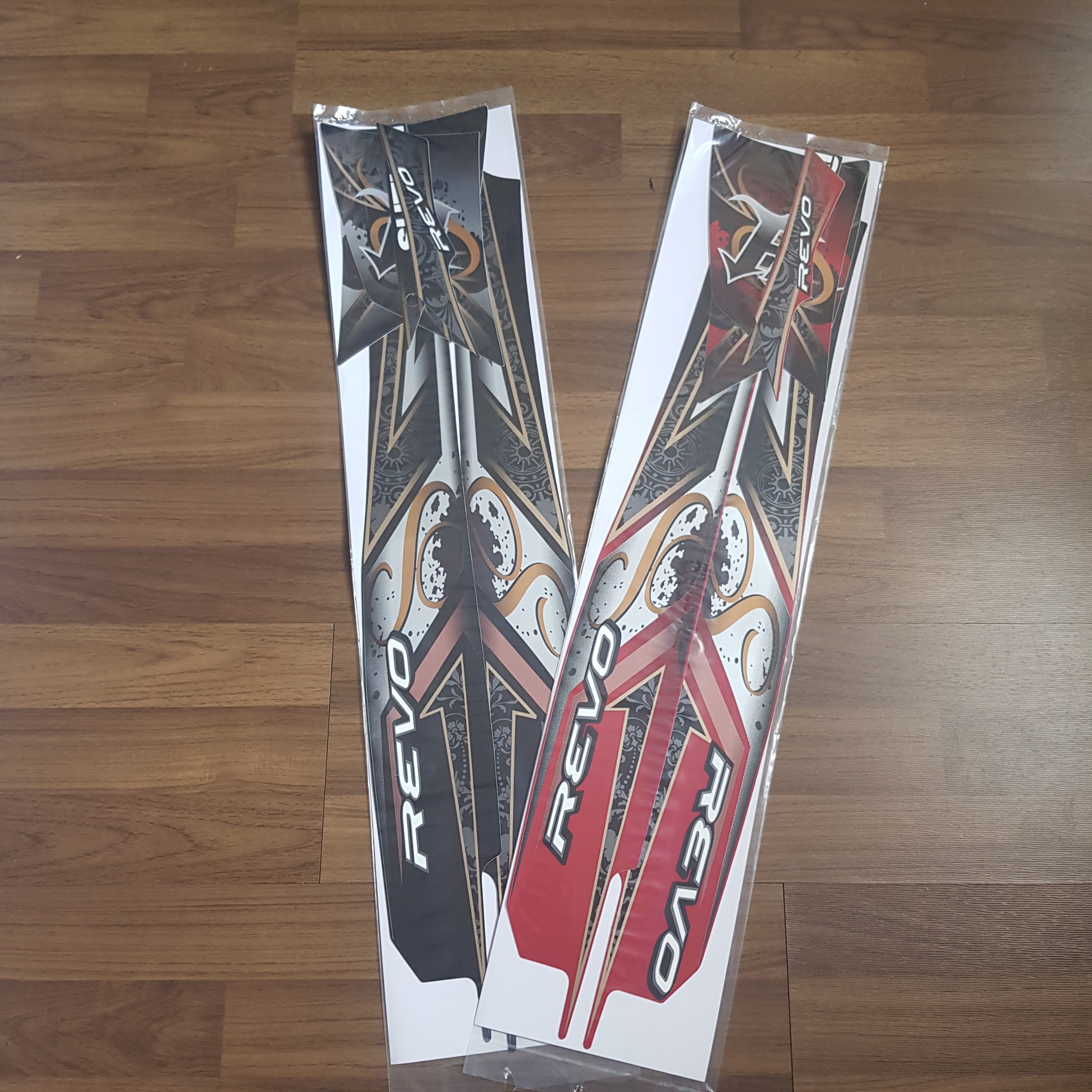 BỘ TEM RỜI 3 LỚP DÁN FULL XE SUZUKI REVO HÀNG CAO CẤP