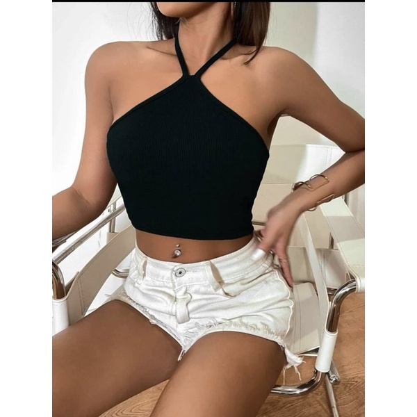 Áo croptop cổ yếm